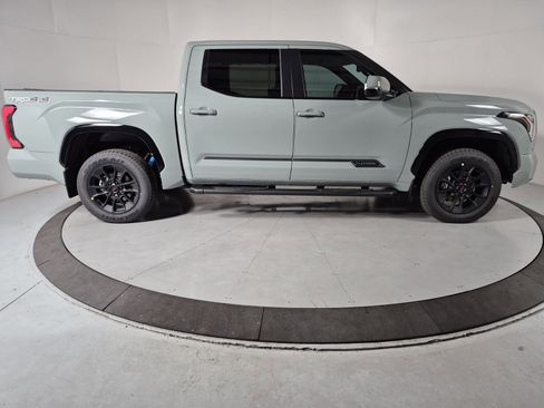 New 2026 Toyota Tundra Platinum image 5