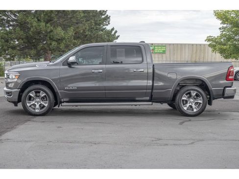 Used 2019 RAM 1500 Laramie AWD/4WD image 6