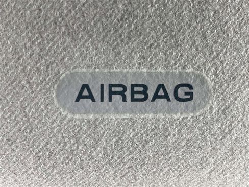 Used 2018 Ford Fiesta SE image 22