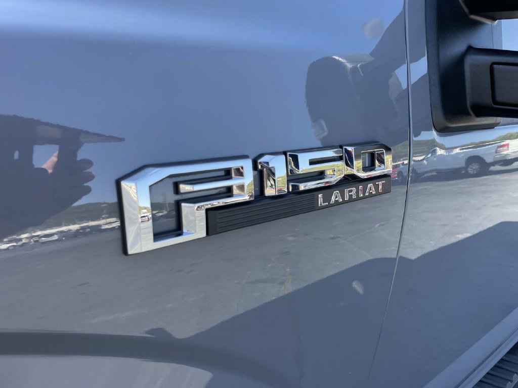 Used 2019 Ford F150 Lariat w/ Equipment Group 502A Luxury AWD/4WD image 40