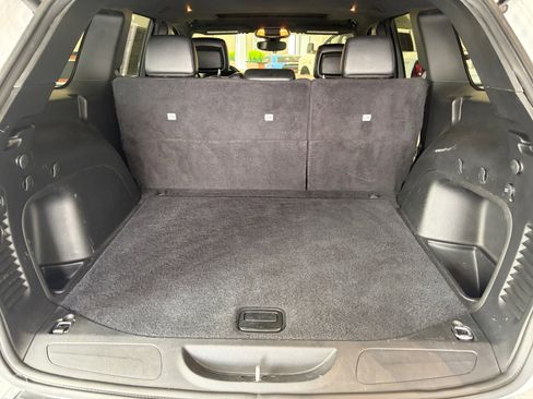 Used 2022 Jeep Grand Cherokee Limited AWD/4WD image 31