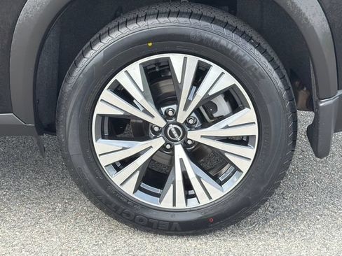 Used 2023 Nissan Rogue SV FWD image 19
