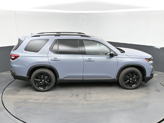 Used 2025 Honda Pilot Black Edition image 43