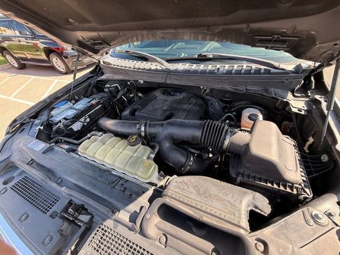 Used 2019 Ford Expedition Max Limited RWD image 48