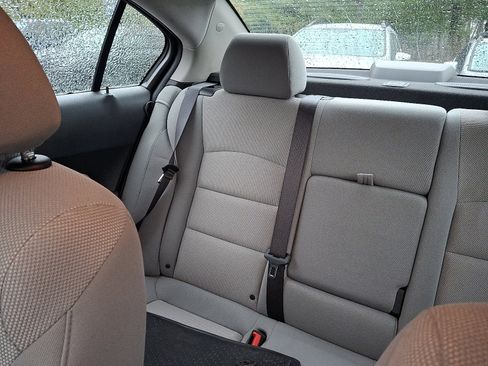 Used 2014 Chevrolet Cruze LT w/ All-Star Edition image 18