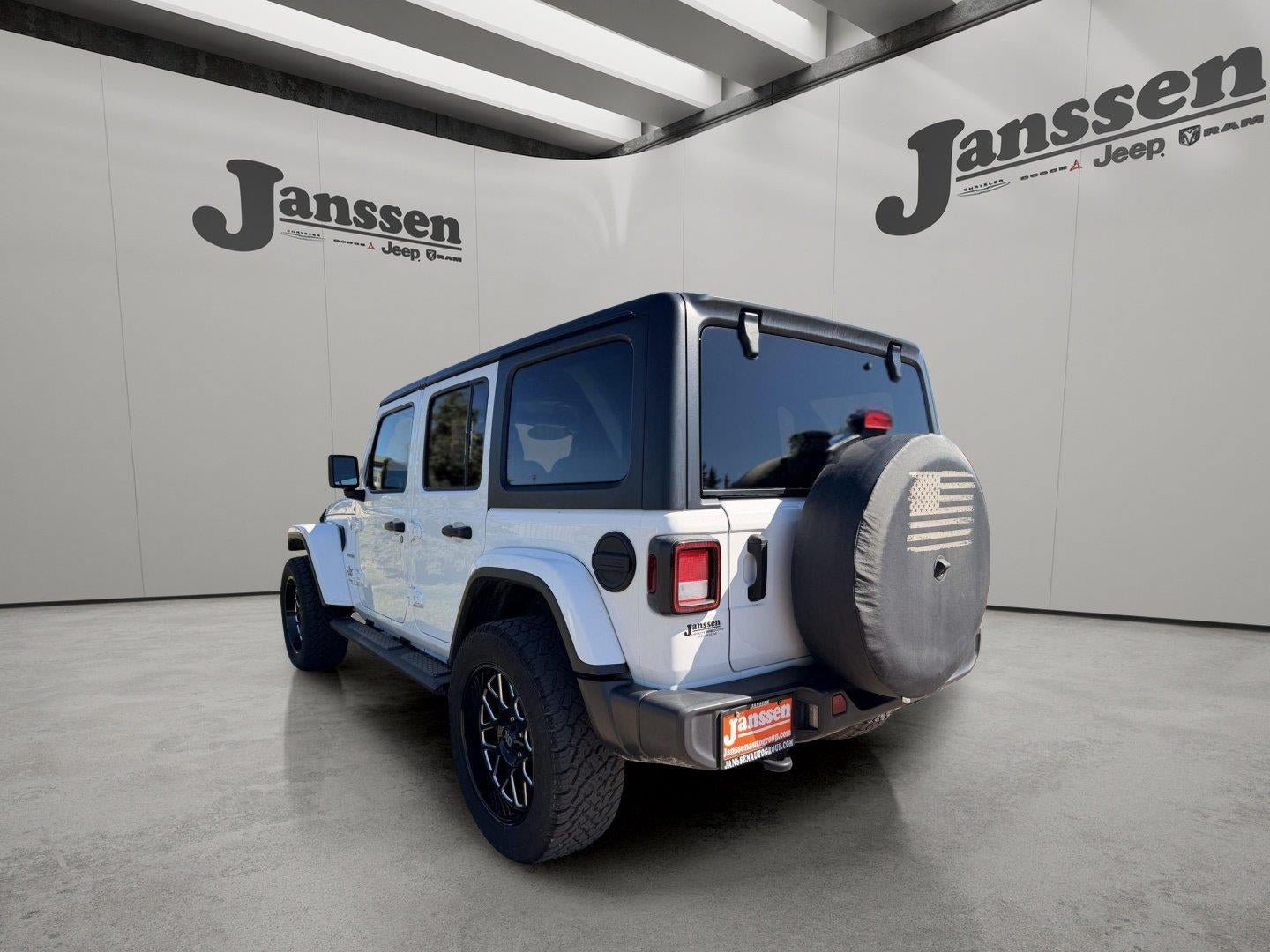 Used 2021 Jeep Wrangler Unlimited Sahara AWD/4WD image 2