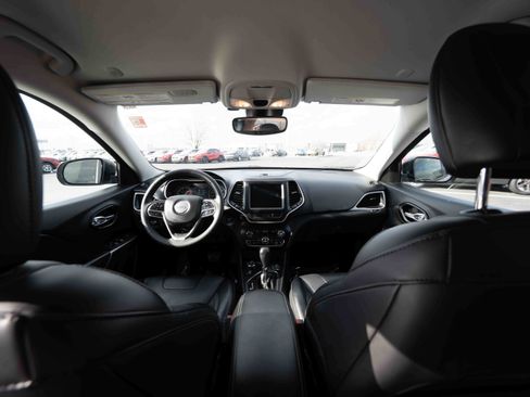 Used 2022 Jeep Cherokee Latitude Lux image 19