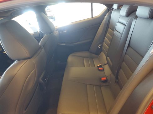 Used 2023 Lexus IS 500 image 16
