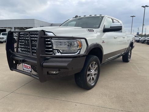 Used 2022 RAM 3500 Limited image 8