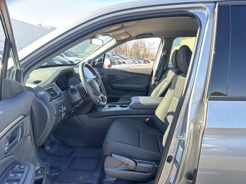 Used 2025 Honda Ridgeline Sport+ image 21