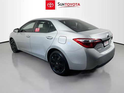 Used 2015 Toyota Corolla LE image 6