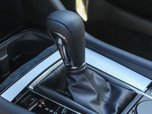 New 2026 MAZDA MAZDA3 Hatchback w/Premium Plus Pkg image 20