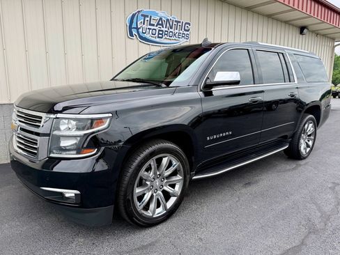 Used 2020 Chevrolet Suburban Premier AWD/4WD image 1