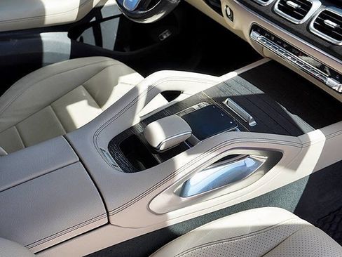 Used 2020 Mercedes-Benz GLE 350 GLE 350 4MATIC AWD 4dr SUV image 14