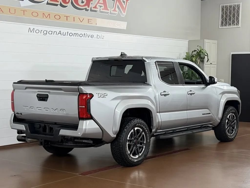 Used 2024 Toyota Tacoma TRD Sport w/ TRD Sport Upgrade Package AWD/4WD image 3