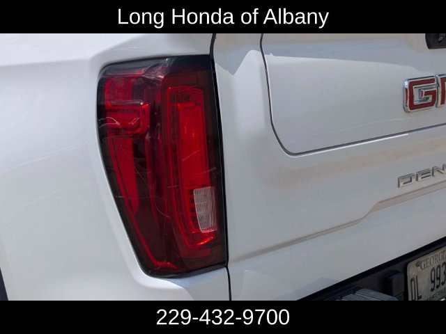 Used 2023 GMC Sierra 1500 Denali w/ Denali Reserve Package AWD/4WD image 9