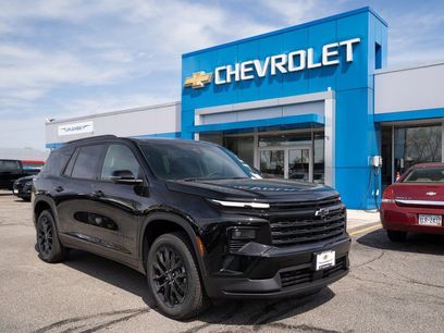 New 2025 Chevrolet Traverse LT w/ Midnight/Sport Edition