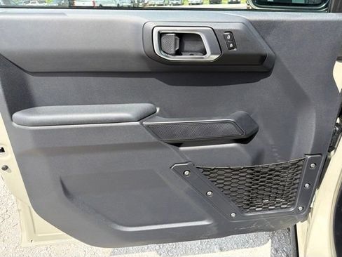 New 2026 Ford Bronco Big Bend w/ Black Diamond Package AWD/4WD image 16