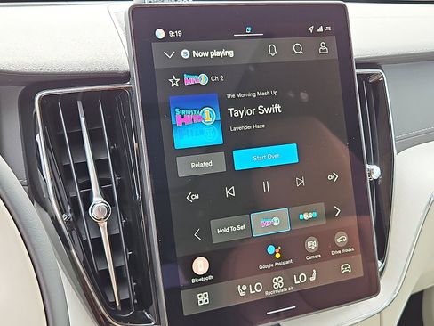 New 2026 Volvo XC60 T8 Ultra image 16