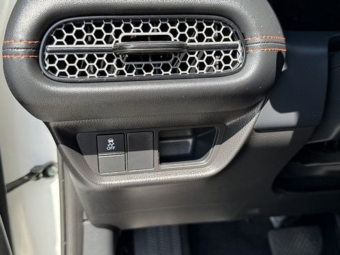 Used 2024 Honda HR-V Sport image 17