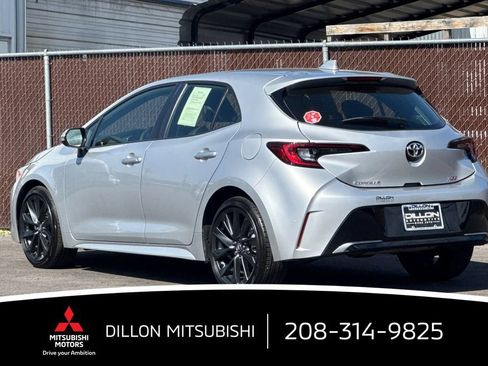 Used 2025 Toyota Corolla XSE FWD image 6
