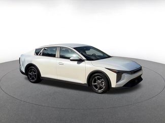 Used 2025 Kia K4 FWD video 2
