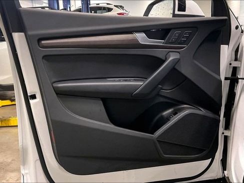 Certified 2023 Audi Q5 2.0T Premium w/ Convenience Package image 23