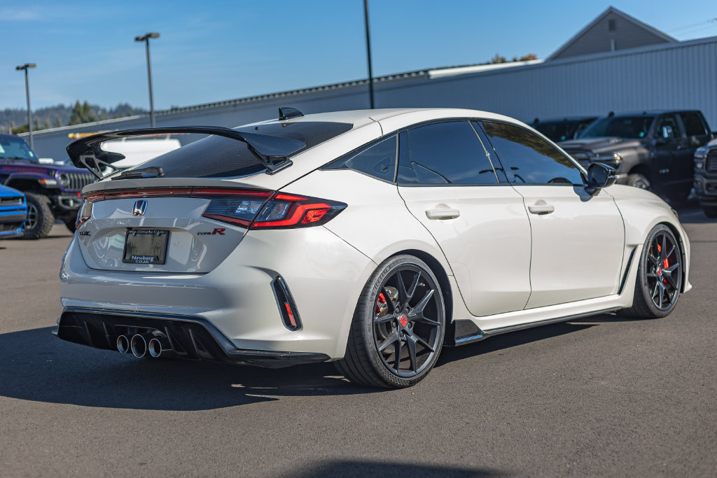 Used 2025 Honda Civic Type R image 7