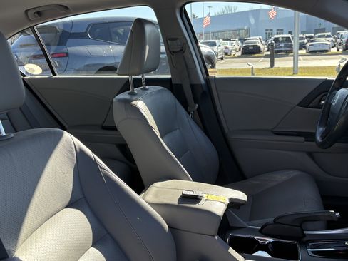 Used 2013 Honda Accord EX-L image 33