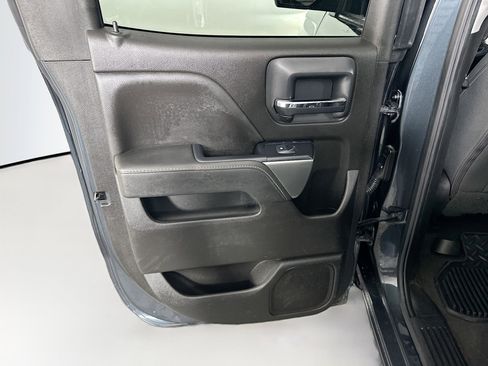 Used 2019 Chevrolet Silverado 1500 LT RWD image 25