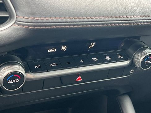 Certified 2024 MAZDA MAZDA3 s image 24