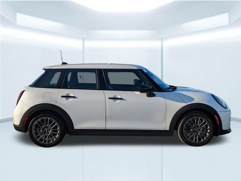 New 2026 MINI Cooper 4-Door Hardtop FWD image 6