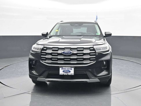 New 2026 Ford Explorer Active image 3