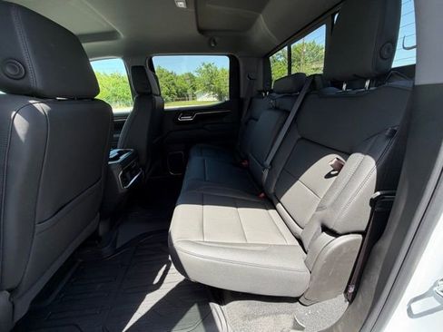 New 2026 GMC Sierra 1500 SLT AWD/4WD image 23
