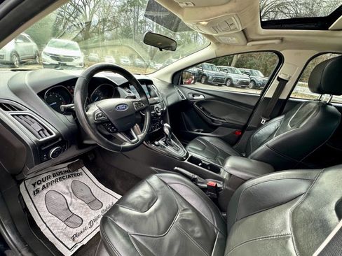 Used 2018 Ford Focus Titanium image 9