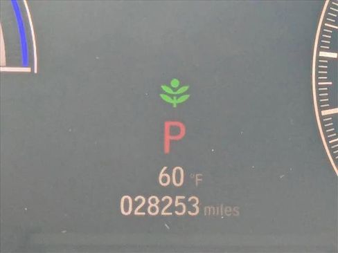 Used 2021 Honda Insight EX image 11