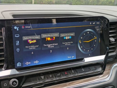 Used 2024 Chevrolet Silverado 3500 LT w/ Convenience Package image 22