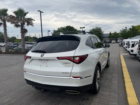 Used 2022 Acura MDX SH-AWD w/ Advance Package image 6