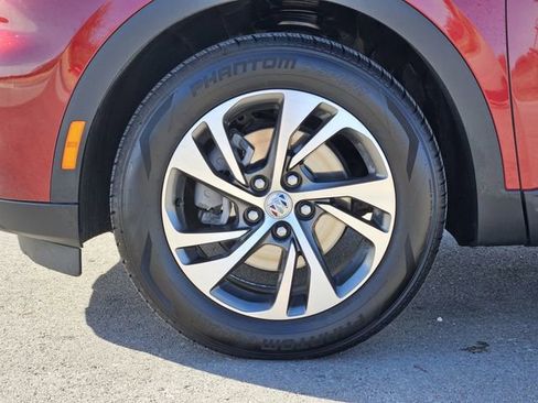 Used 2023 Buick Envision Essence image 12