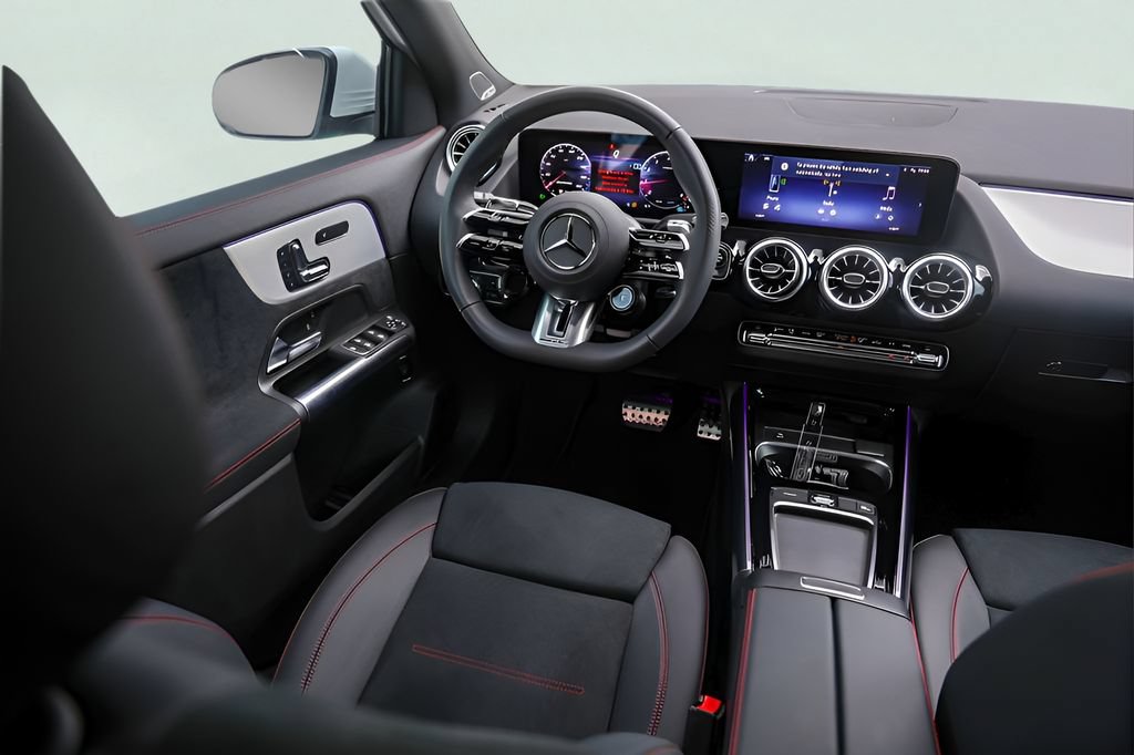 Used 2026 Mercedes-Benz GLA 35 AMG 4MATIC image 26