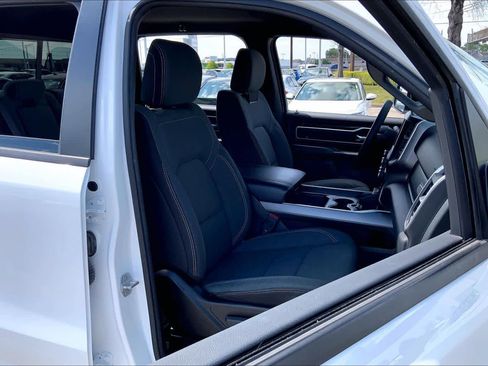 Used 2022 RAM 1500 Lone Star image 9