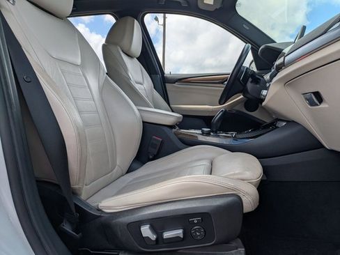 Used 2018 BMW X3 xDrive30i w/ Convenience Package image 16