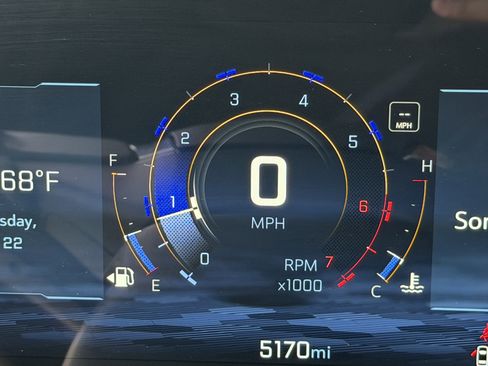 Used 2025 Chevrolet Equinox LT FWD image 21