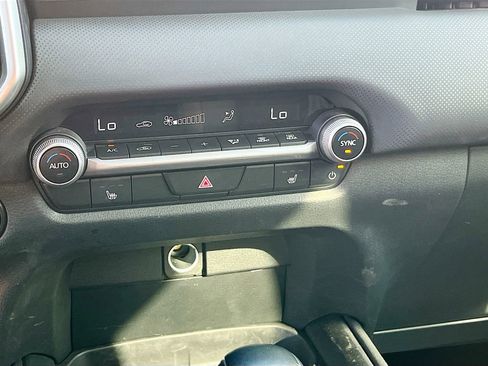 Used 2025 MAZDA CX-50 AWD 2.5 S w/ Weather Package image 16