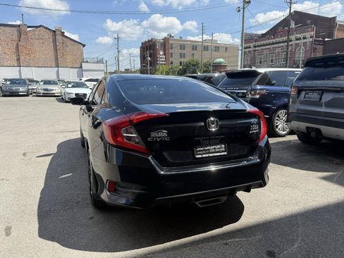 Used 2019 Honda Civic Sport image 4