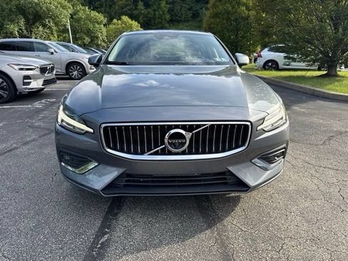Used 2021 Volvo S60 T5 Inscription AWD/4WD image 2