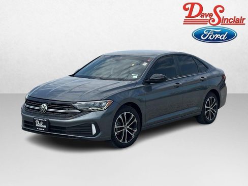 Used 2024 Volkswagen Jetta Sport FWD image 1