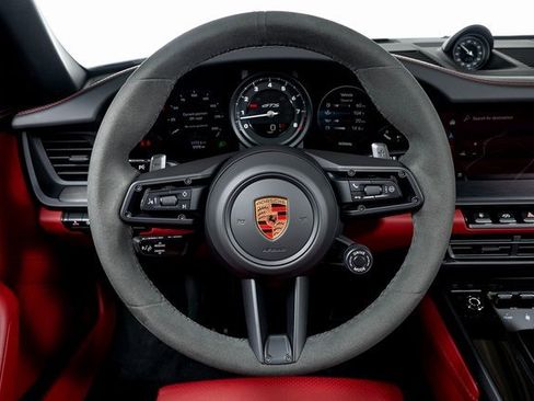 Used 2024 Porsche 911 Targa 4 GTS image 31