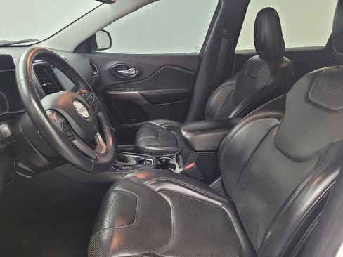 Used 2019 Jeep Cherokee Limited AWD/4WD image 17