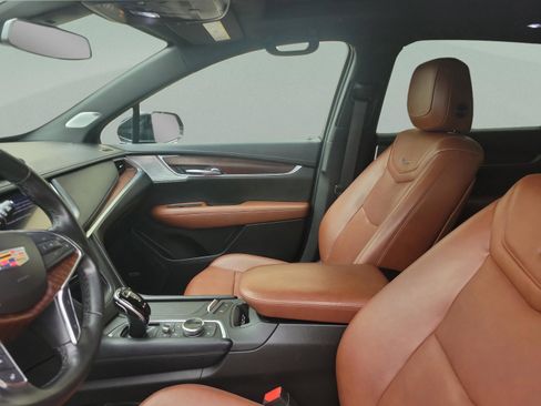 Used 2020 Cadillac XT5 Premium Luxury w/ LPO, Illumination Package image 12